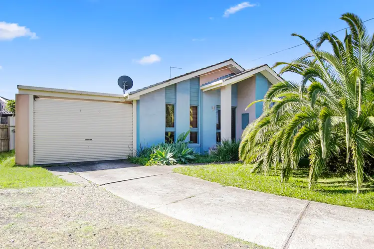 8 Fiddian Court, Altona Meadows VIC 3028