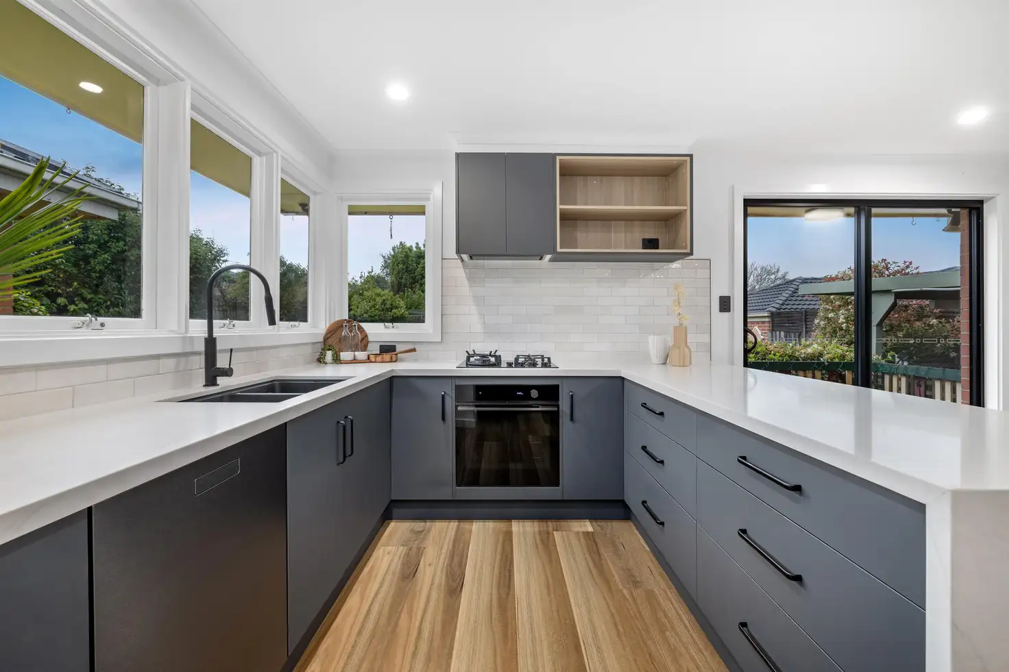 Main view of Homely house listing, 425 Scoresby Road, Ferntree Gully VIC 3156