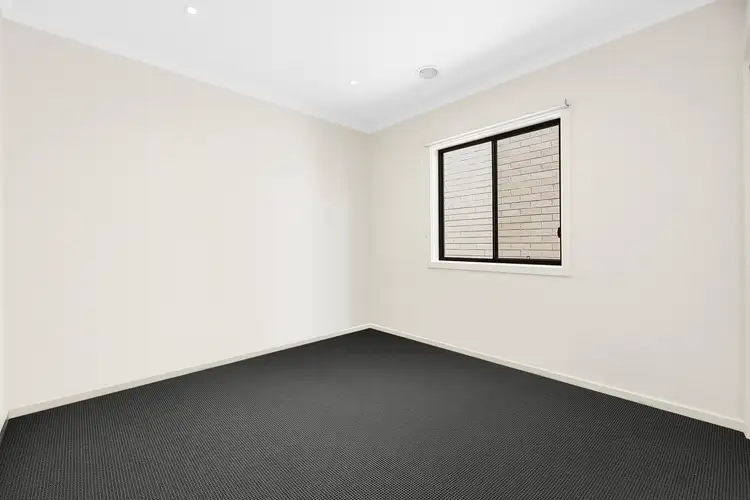 Fifth view of Homely house listing, 8 Kate Avenue, Hampton Park VIC 3976