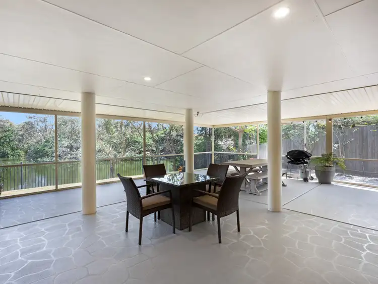 14 Turnbull Court, Urangan QLD 4655
