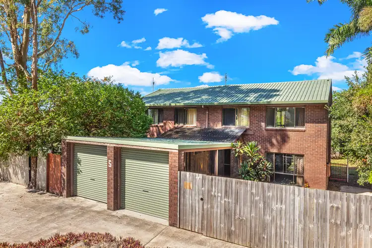 1&2/5 Barnes Place, Cannonvale QLD 4802
