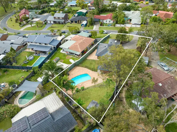 Second view of Homely house listing, 15 Wolvi Place, Helensvale QLD 4212