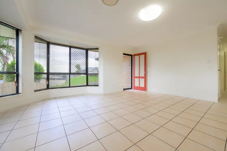 Fifth view of Homely semi-detached listing, 21A Linhow Crescent, Clinton QLD 4680