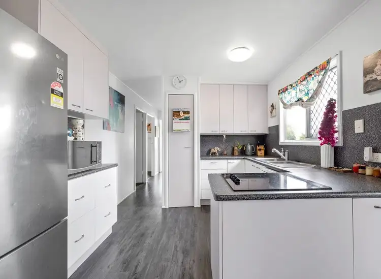 Second view of Homely house listing, 6 Osprey Close, Slade Point QLD 4740