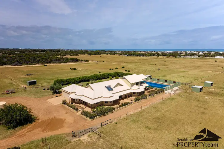 65 Hall Road, Waggrakine WA 6530