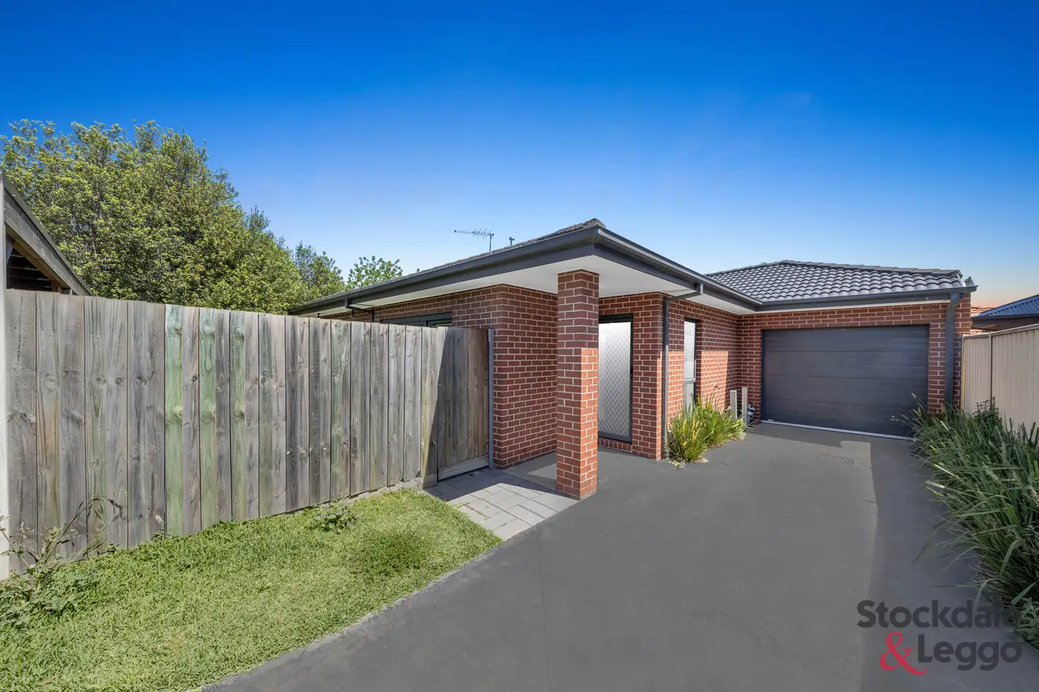 Main view of Homely house listing, 2/33 Conifer Avenue, Brooklyn VIC 3012