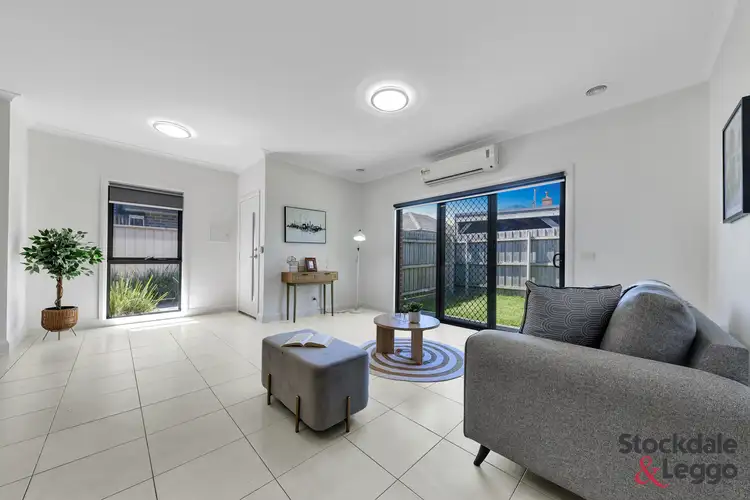 Fourth view of Homely house listing, 2/33 Conifer Avenue, Brooklyn VIC 3012