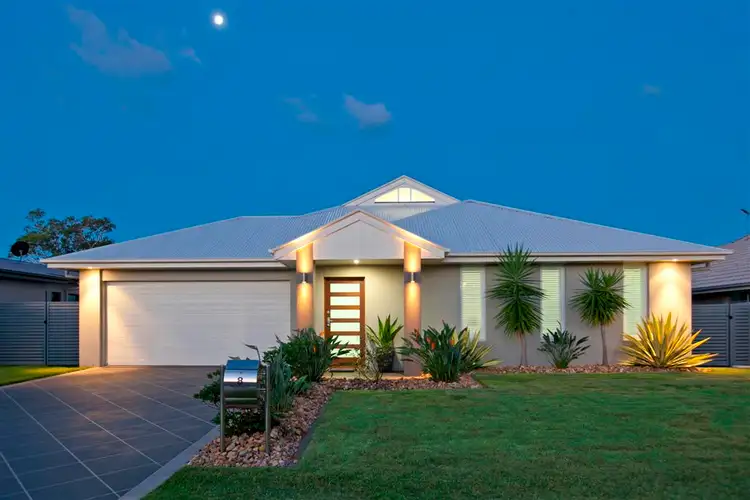 8 Gunadoo Street, Thornlands QLD 4164
