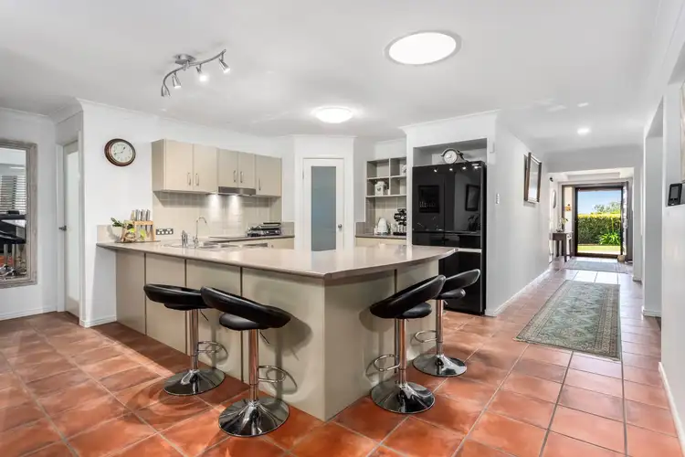 Sixth view of Homely house listing, 5 Chelsea Close, Flinders View QLD 4305