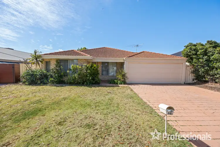 24 Basico Avenue, Sinagra WA 6065
