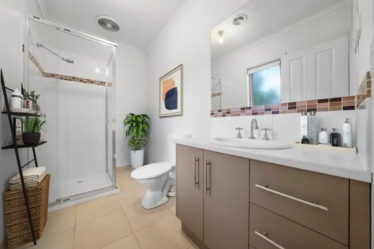 Fifth view of Homely unit listing, 2/5 Rayner Close, Rowville VIC 3178