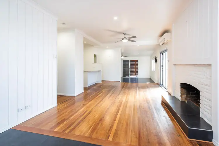 Sixth view of Homely house listing, 400 Bayview Street, Paradise Point QLD 4216