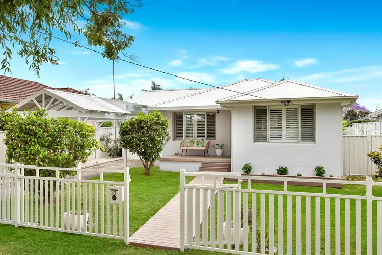 33 Nowack Avenue, Umina Beach NSW 2257