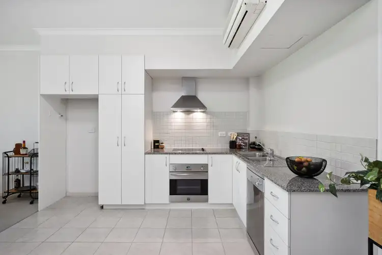 Fifth view of Homely apartment listing, 7/2-4 Pensioner Guard Road, North Fremantle WA 6159