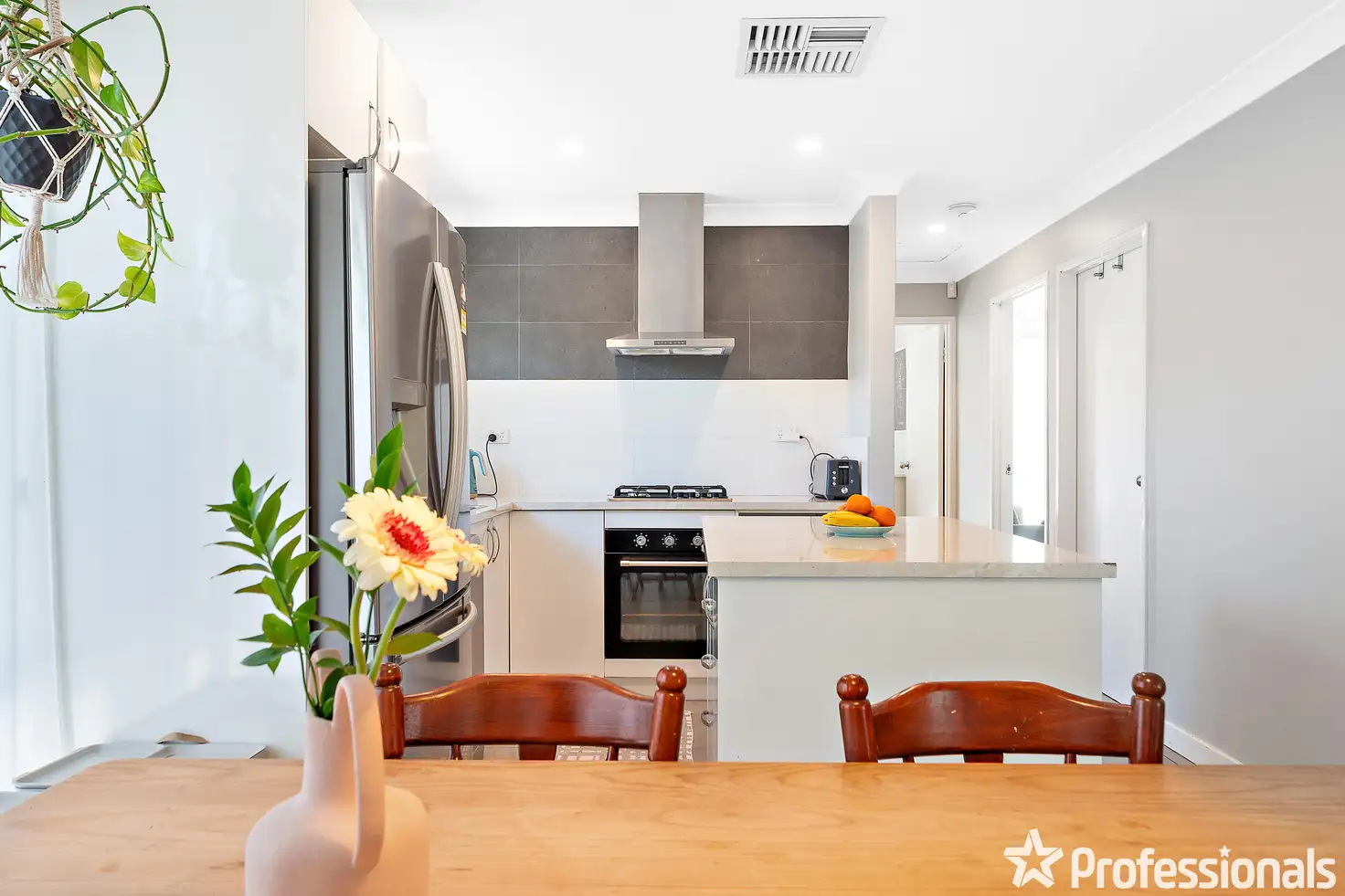 Main view of Homely house listing, 8 Tomlinson Place, Armadale WA 6112