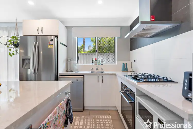 Seventh view of Homely house listing, 8 Tomlinson Place, Armadale WA 6112