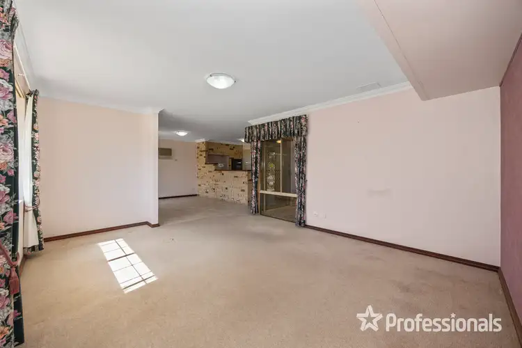 Sixth view of Homely house listing, 22 Milstead Way, Marangaroo WA 6064