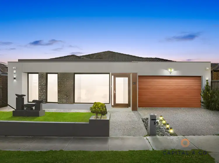 5 Janoli Street, Mickleham VIC 3064