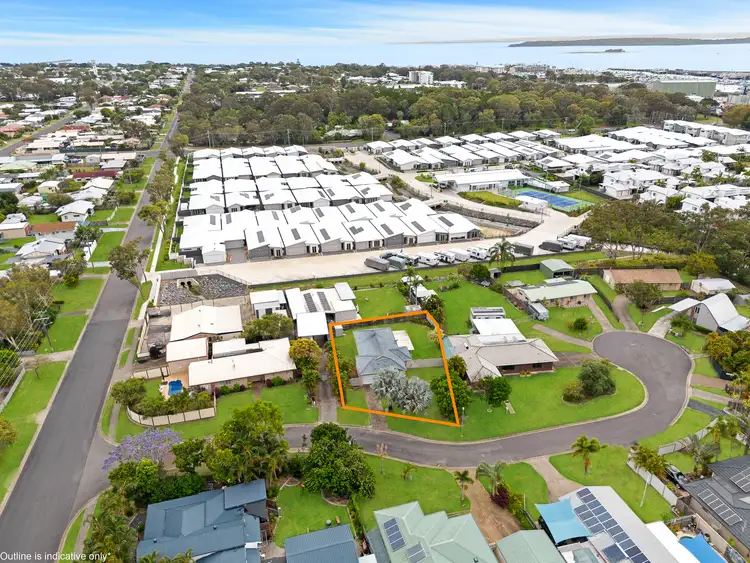 Second view of Homely house listing, 6 Jennylee Close, Urangan QLD 4655