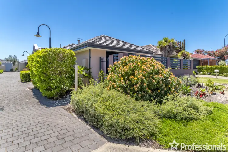 Second view of Homely villa listing, 4/16 Coojong Link, Success WA 6164
