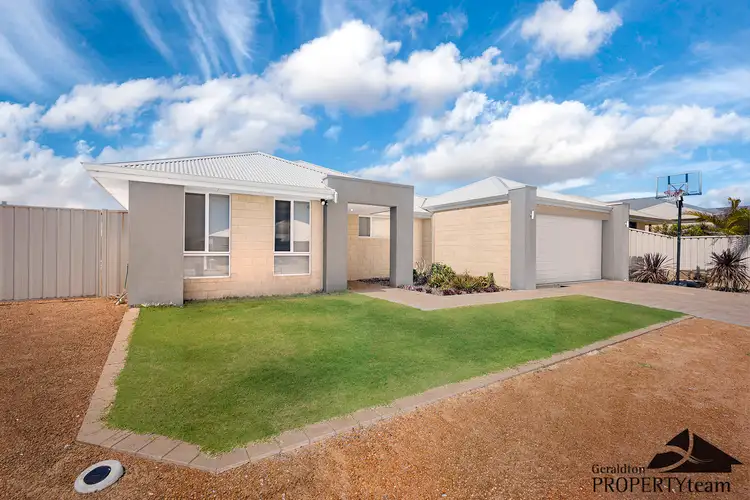 11 Lugger Outlook, Glenfield WA 6532