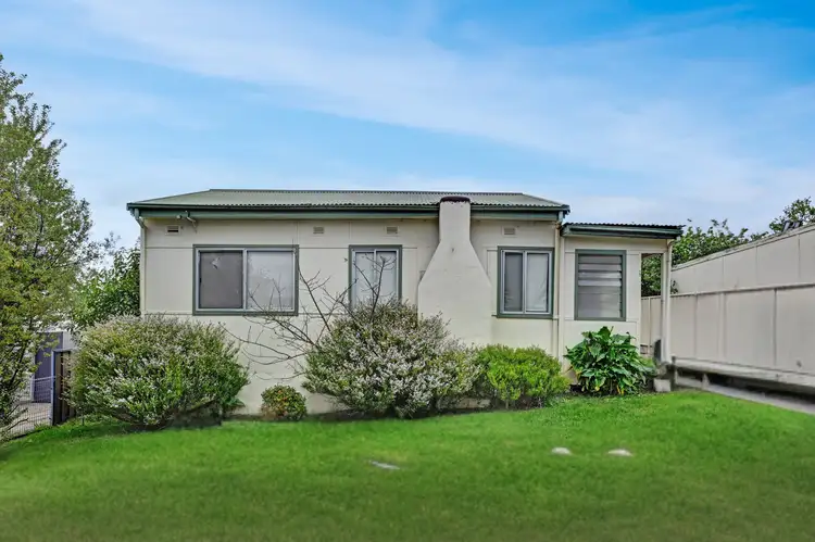 27 Moresby Street, Orange NSW 2800