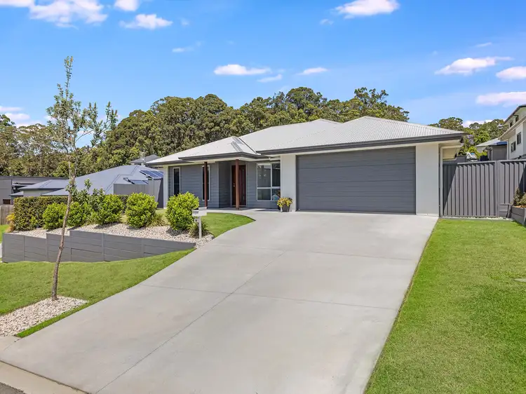 16 Golden Pine Way