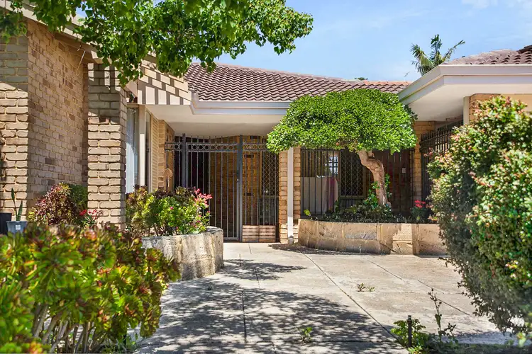 Second view of Homely house listing, 15 Alsop Place, Kardinya WA 6163
