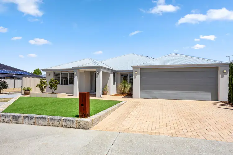 8 Camden Boulevard, Aubin Grove WA 6164