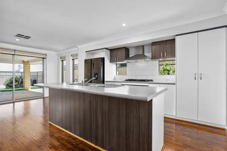 Sixth view of Homely house listing, 8 Camden Boulevard, Aubin Grove WA 6164