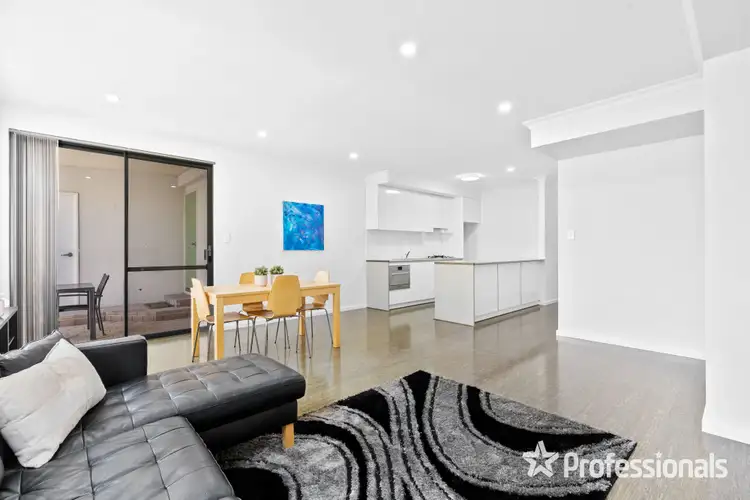 Fifth view of Homely house listing, 2/21 Almurta Way, Nollamara WA 6061