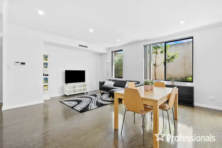 Seventh view of Homely house listing, 2/21 Almurta Way, Nollamara WA 6061