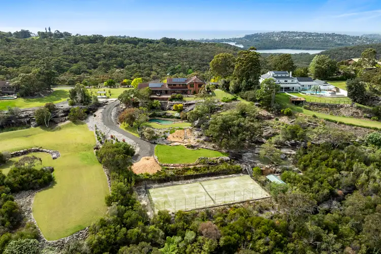 15 Caladenia Close, Elanora Heights NSW 2101