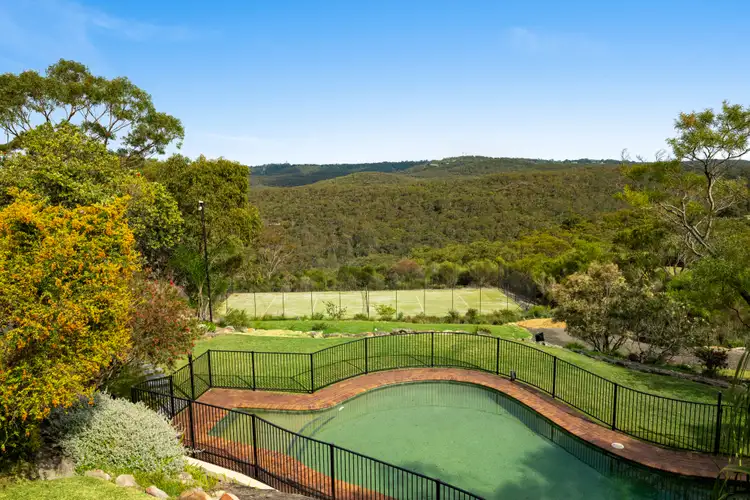 15 Caladenia Close, Elanora Heights NSW 2101