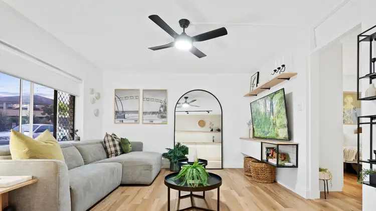 Main view of Homely unit listing, 3/10 Leonard Avenue, Surfers Paradise QLD 4217