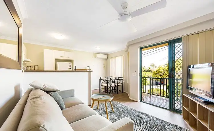 Main view of Homely unit listing, 4/9 Tweed Street, Southport QLD 4215