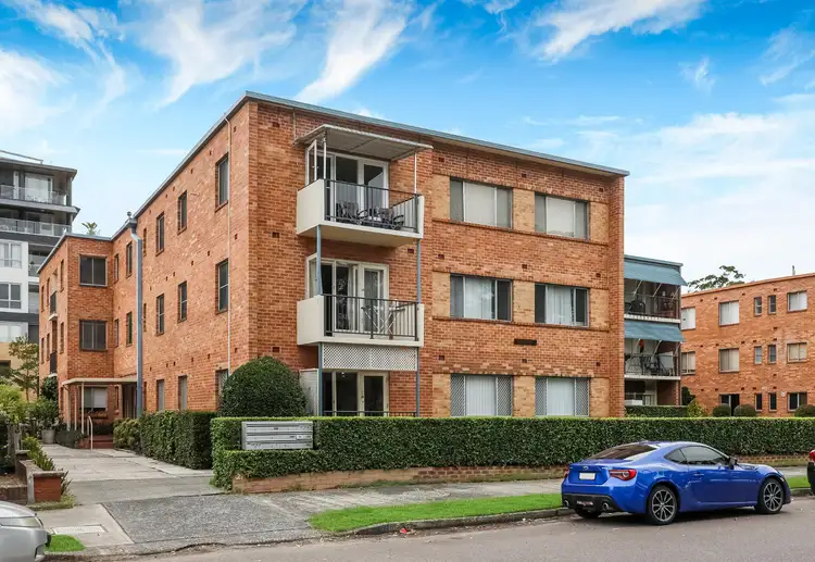 Main view of Homely apartment listing, 5/27 Masons Parade, Point Frederick NSW 2250