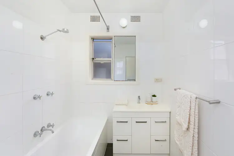 Sixth view of Homely apartment listing, 5/27 Masons Parade, Point Frederick NSW 2250