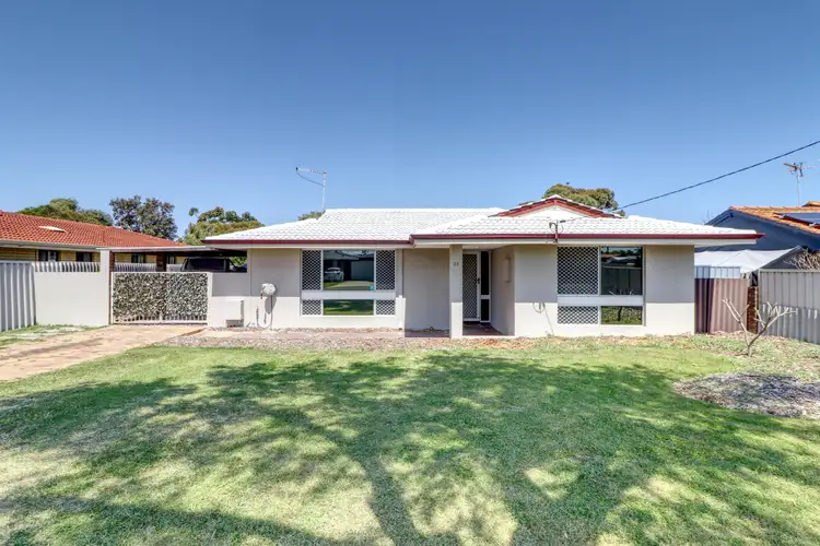 25 Chester Way, Rockingham WA 6168