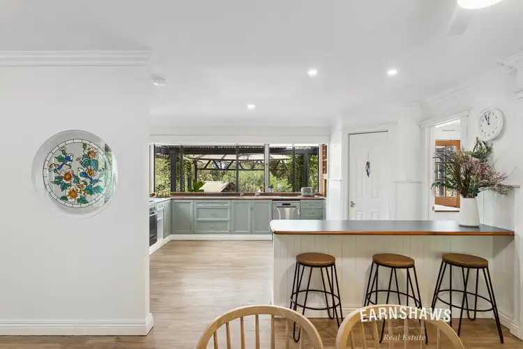 5 Darrowby Place, Sawyers Valley WA 6074