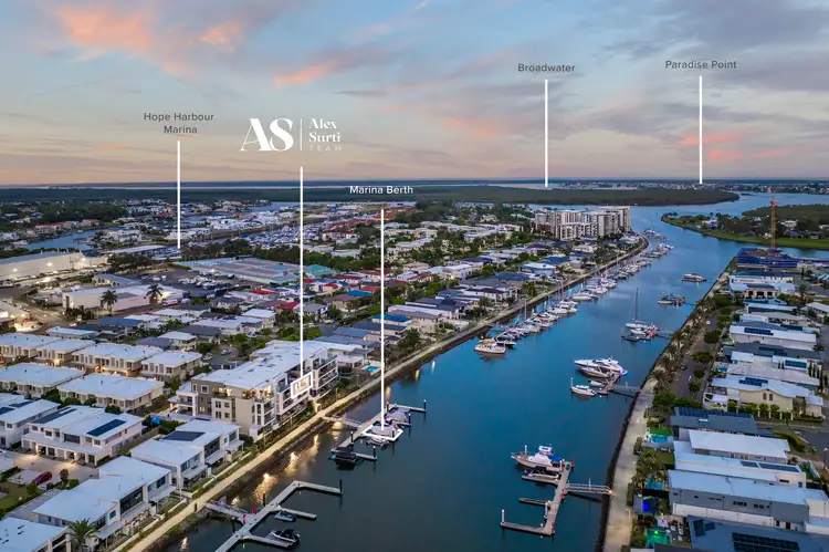 121/37 Sickle Avenue, Hope Island QLD 4212