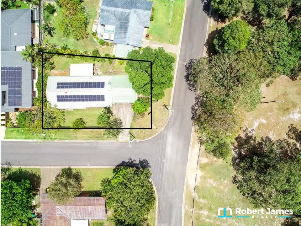 Main view of Homely house listing, 2 Muirfield Crescent, Tewantin QLD 4565