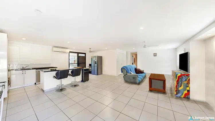 Fifth view of Homely house listing, 2 Muirfield Crescent, Tewantin QLD 4565