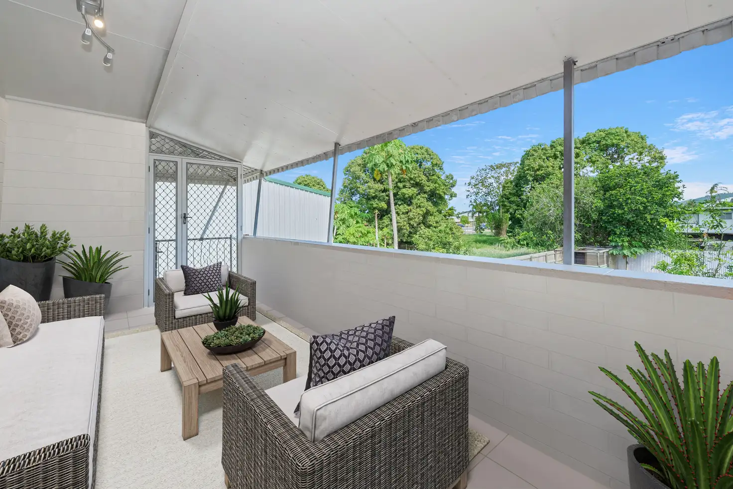 Main view of Homely unit listing, 10/10 Snelham Street, Rosslea QLD 4812