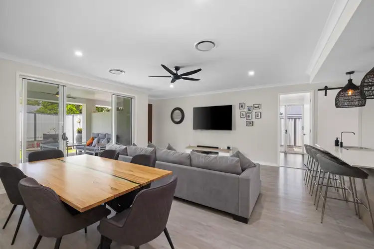 Fifth view of Homely house listing, 19 Dawn Crescent, Thornlands QLD 4164