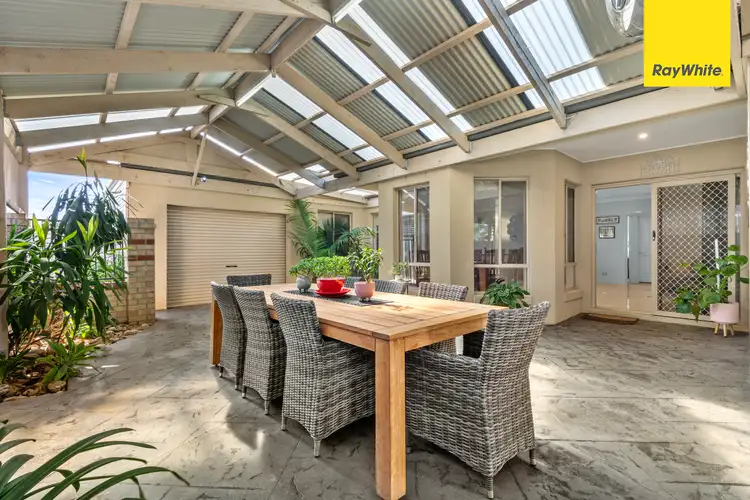 47 Carlyon Close, Melton West VIC 3337