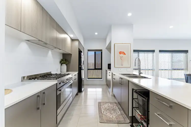 Fifth view of Homely house listing, 10 Edinburgh Street, Ripley QLD 4306