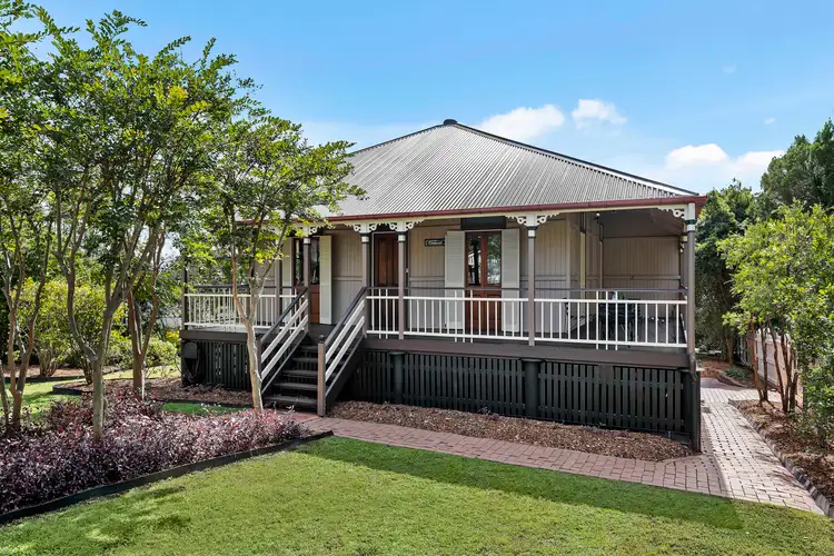 4 Dora Street, Moorooka QLD 4105