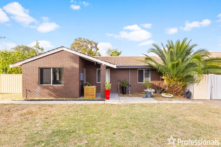 Second view of Homely house listing, 5 Cimbor Way, Parmelia WA 6167