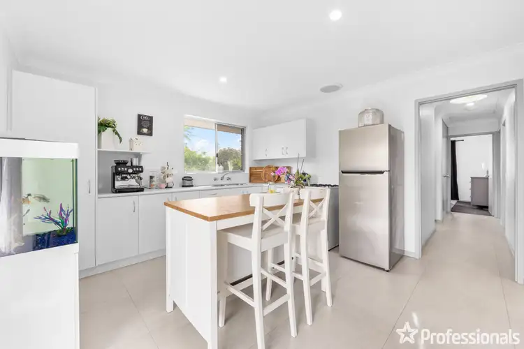 Sixth view of Homely house listing, 5 Cimbor Way, Parmelia WA 6167